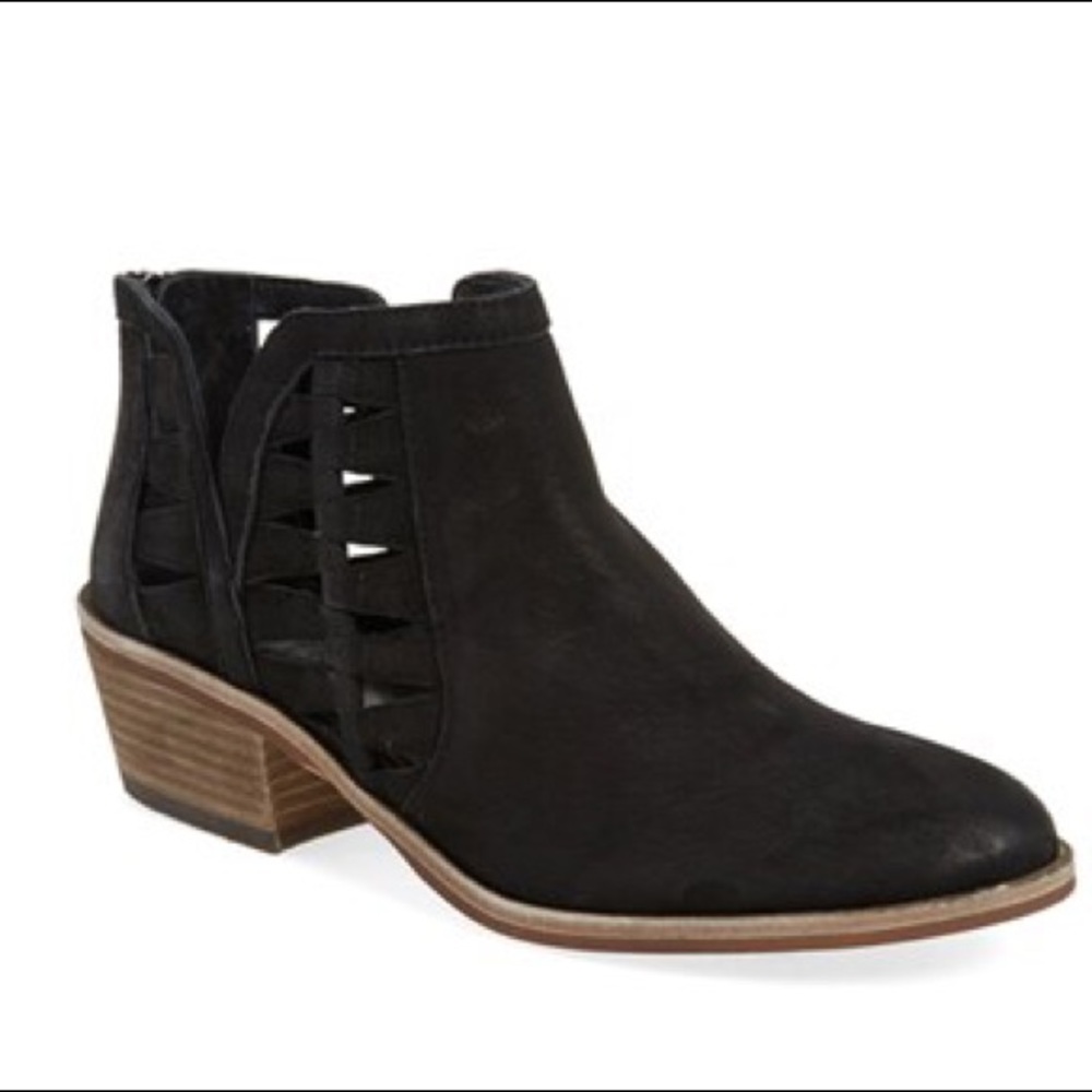 Vince Camuto Peera Cutout Bootie